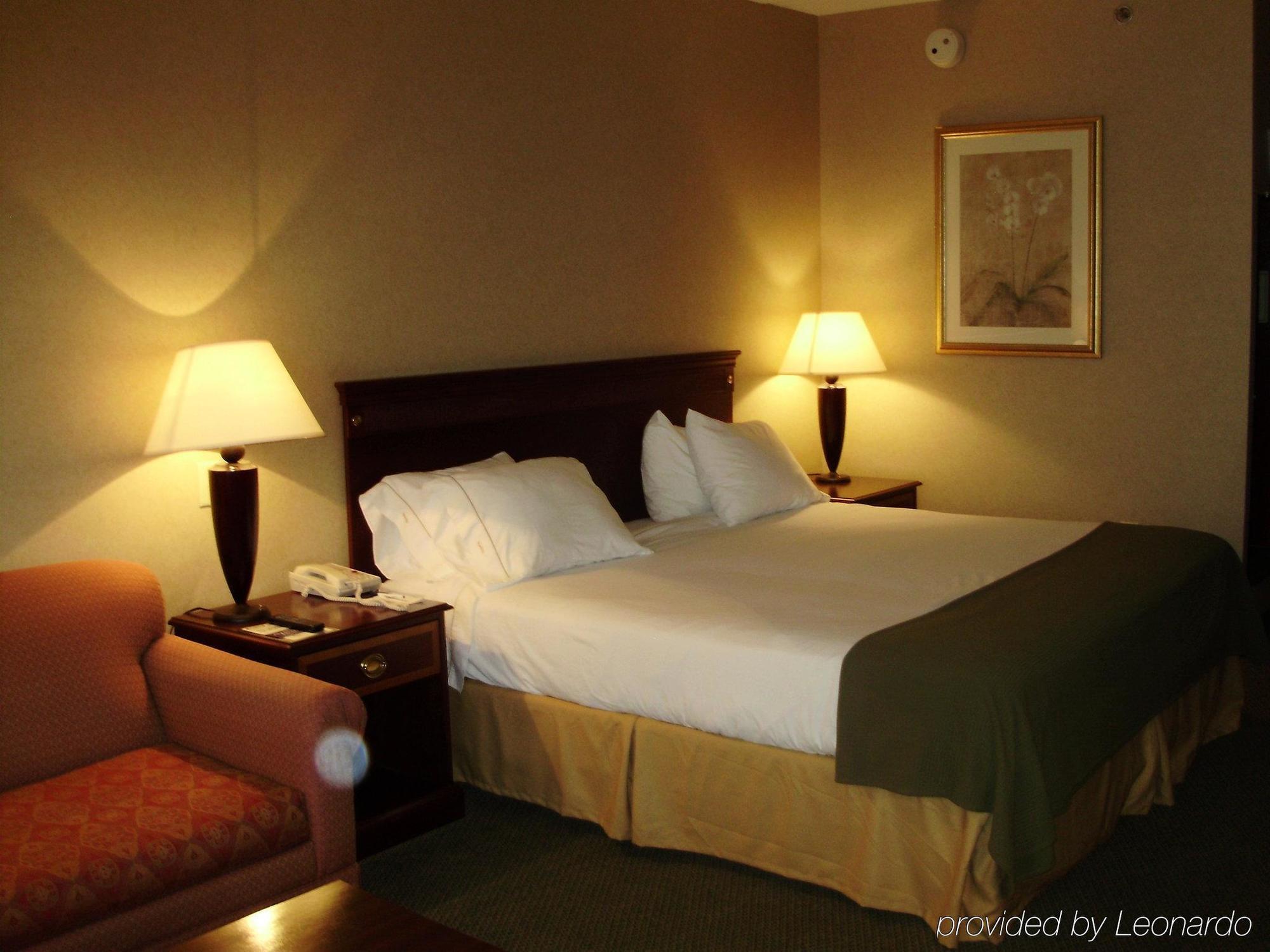 Holiday Inn Express Hotel & Suites Columbus Airport, An Ihg Hotel Gahanna Room photo