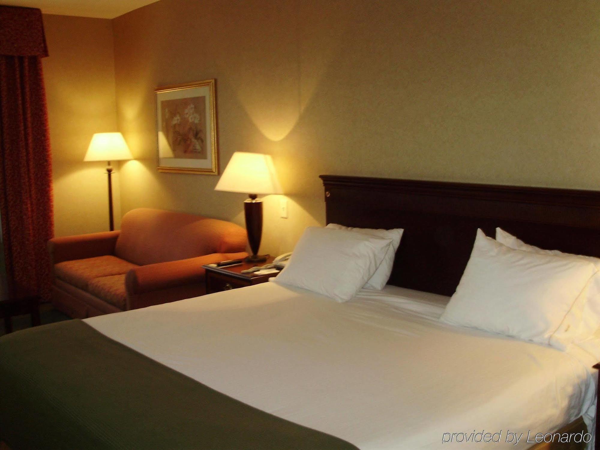 Holiday Inn Express Hotel & Suites Columbus Airport, An Ihg Hotel Gahanna Room photo